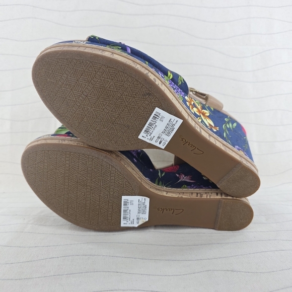 Clarks Womens Artisans Amelia Joyce Navy Floral Platform Wedge Heels Sz 11 NEW - Picture 10 of 12